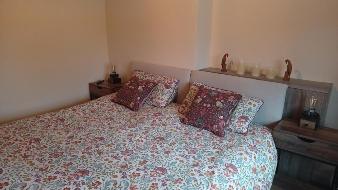 Bowtree House Bed And Breakfast 格兰瑟姆 外观 照片